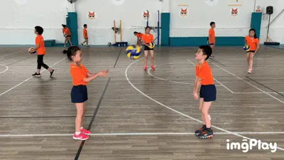 大联盟在 2023 年引入投球计时器规则，单场平均比赛时间缩短 24 分钟，收视率大幅回升