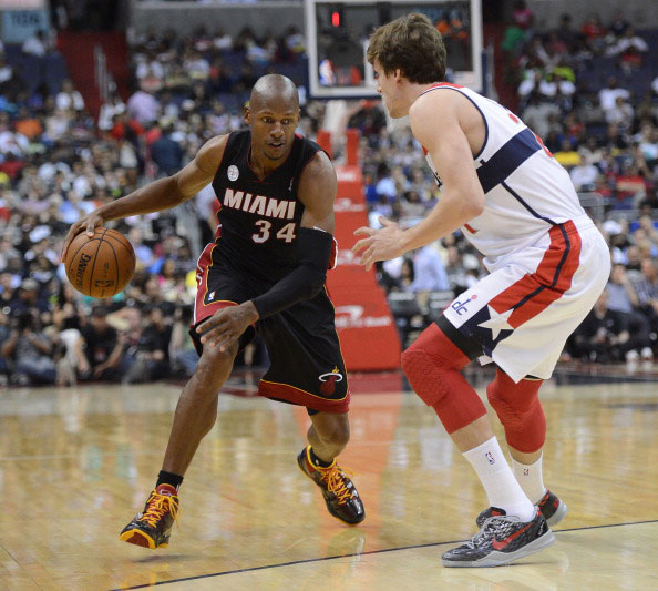 更是在射门 更是在射门