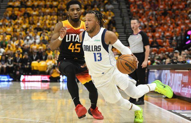 利用强硬的 利用强硬的