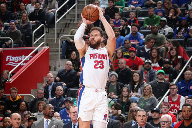 乔治决定暂 乔治决定暂