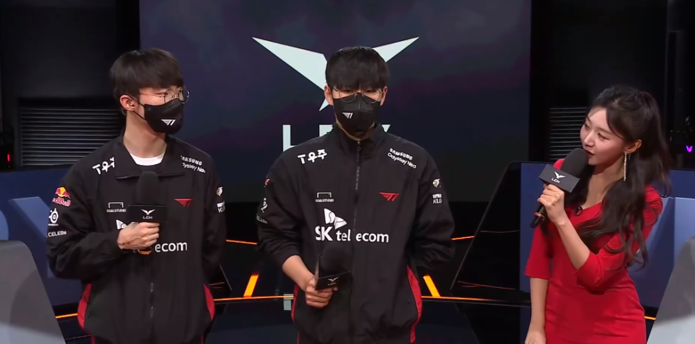 这一消息立 这一消息立